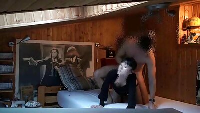Skinny brunette vil have sin kæreste til cunnilingus hver gang før morgenmad.