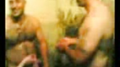 Til hans 20 års fødselsdag gav venner deres kammerat en sød tøs med hestehale.